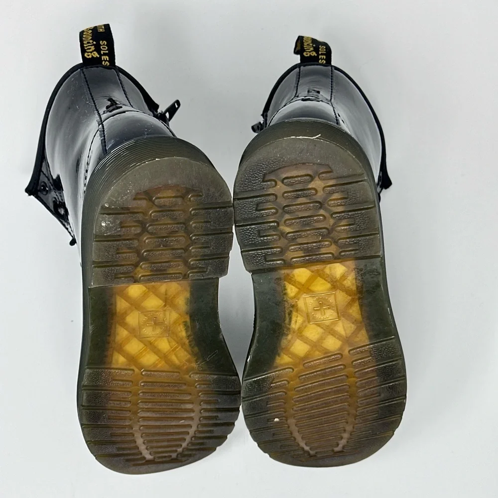 Dr Martens Black Patent Leather Lace-Up Boots with zipper size 3y